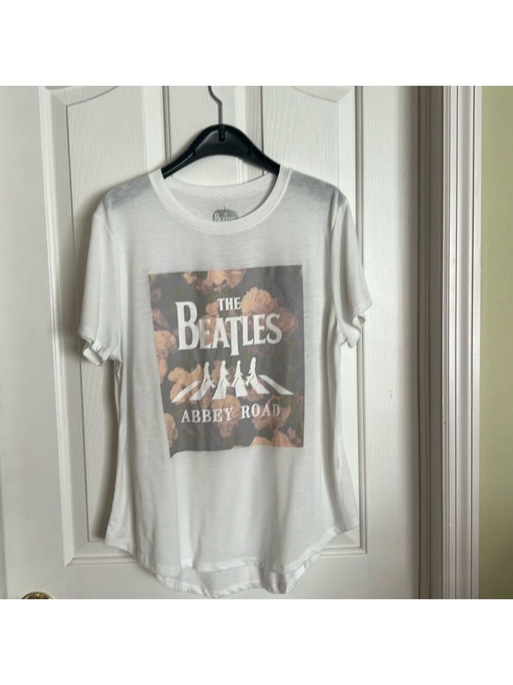 The Beatles t shirt. XXXL. Cream. Abbey Road